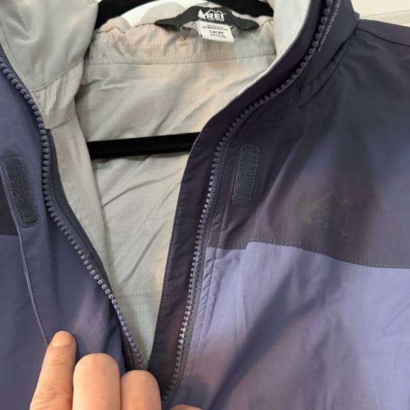 REI Co-op purple raincoat  Jacket - Picture 8 of 8
